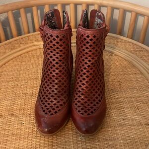 Freebird Booties- Women sz.7